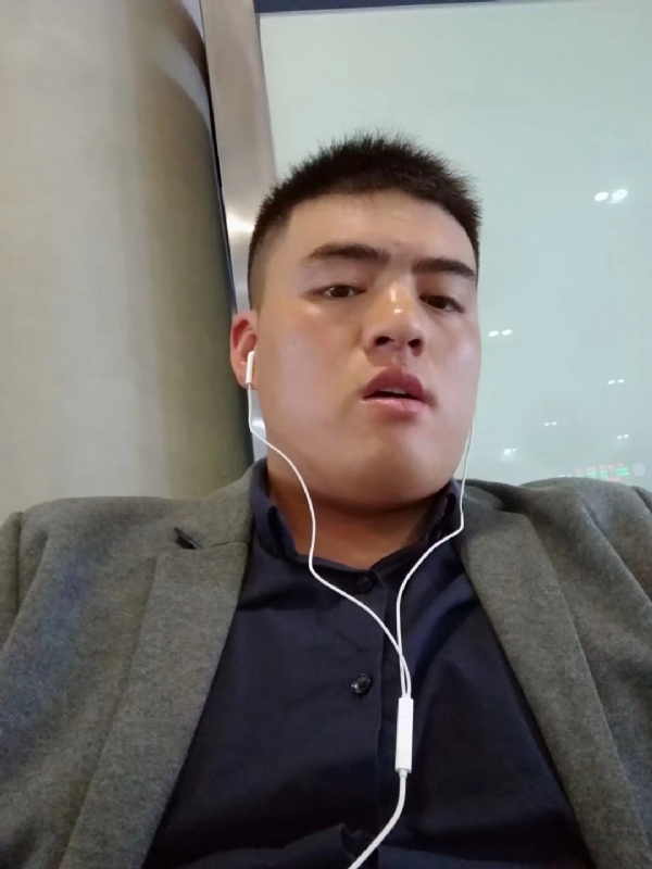 崩沙卡拉卡的第一张照片--河北认干亲服务网