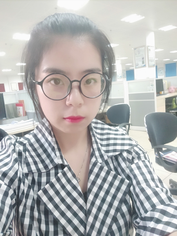 莹莹的第一张照片--河北认干亲服务网